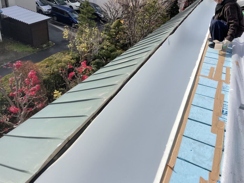 屋根融雪工事でシート防水を使用