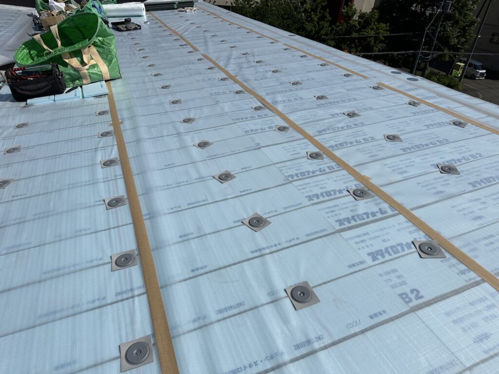 屋根外断熱工法の進め方