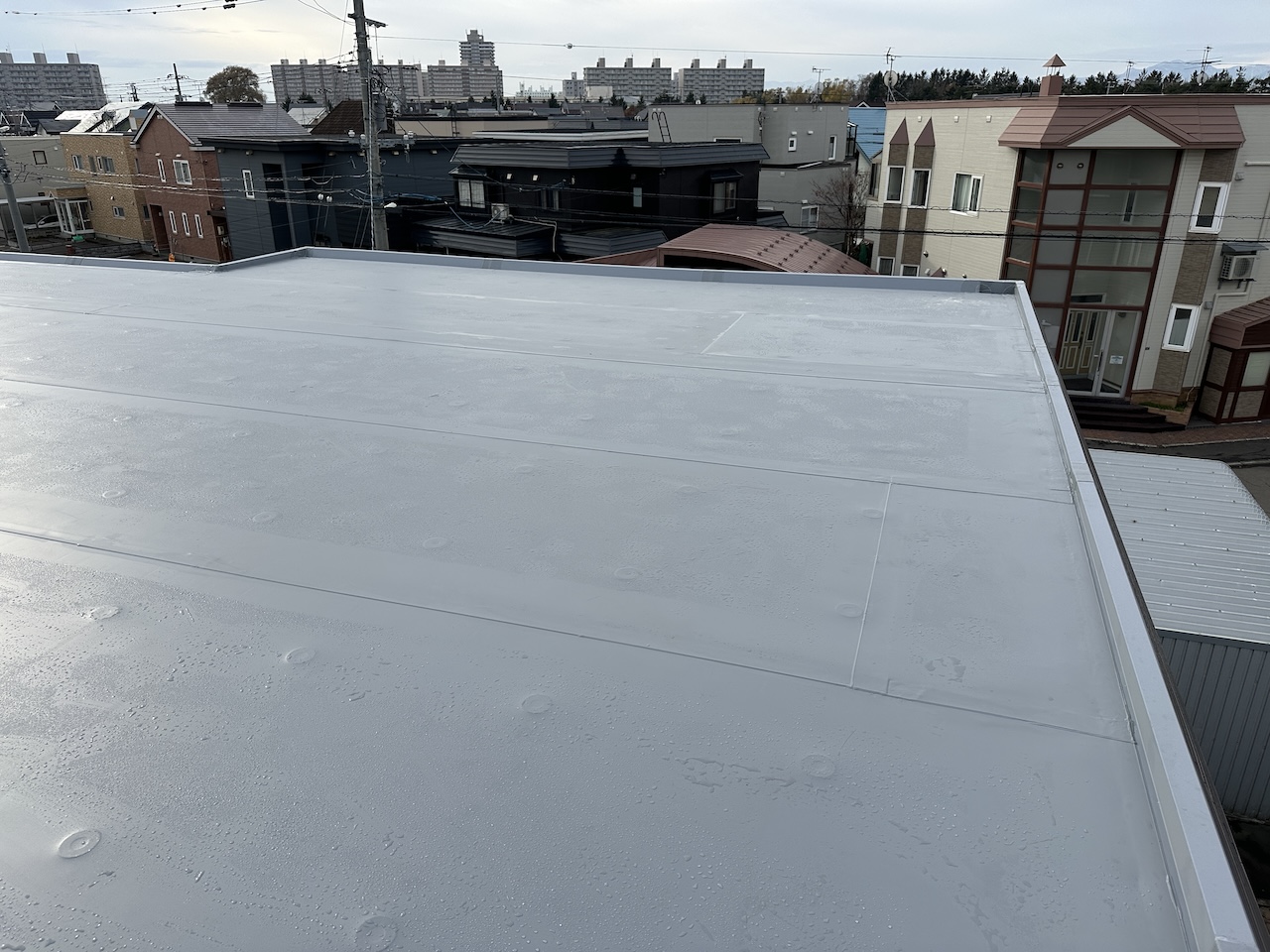 札幌市北区セキスイハイム屋根シート防水工事後の状態
