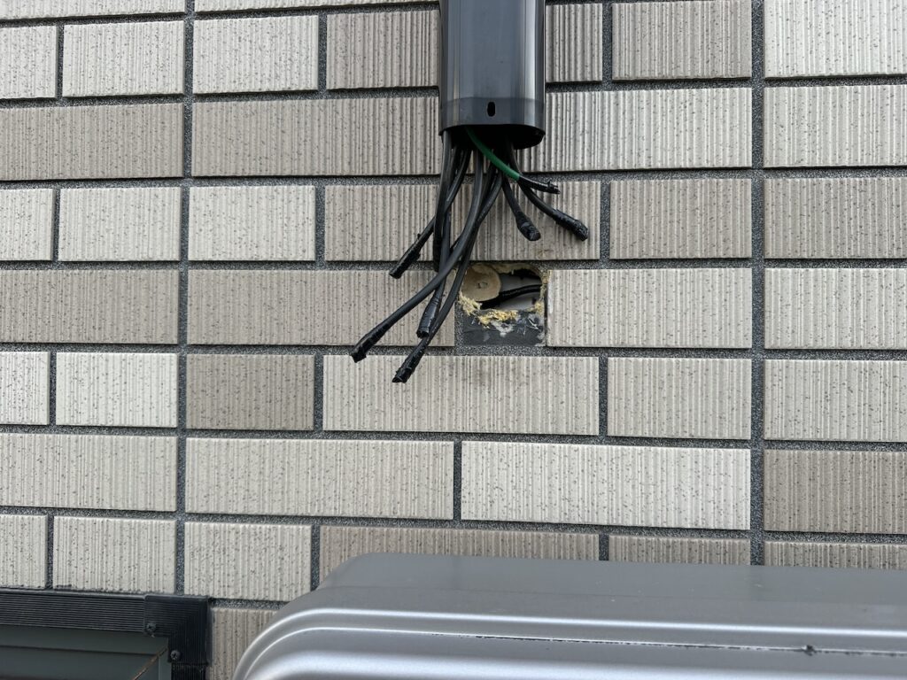太陽光パネル解体