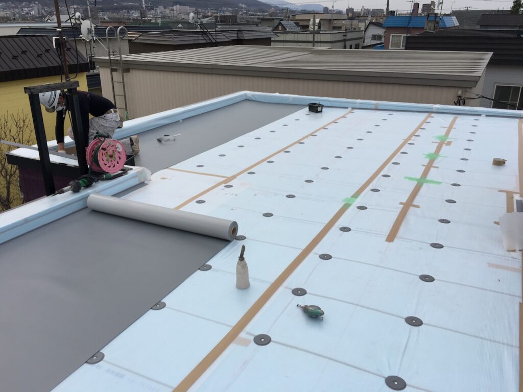 セキスイハイムステンレス防水の改修工事（シート防水）
