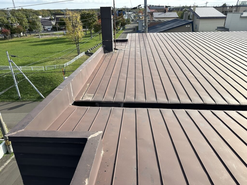 スノーダクト屋根リフォーム工事前の写真 北広島市W様邸