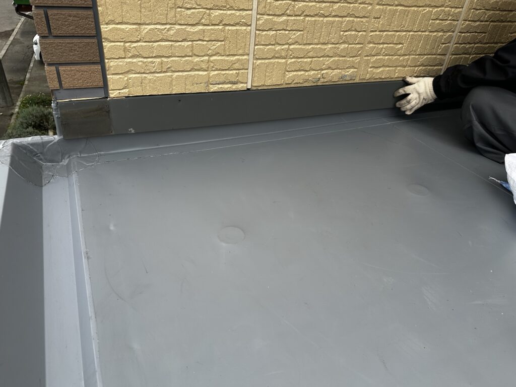 セキスイハイム玄関屋根の仕上がり