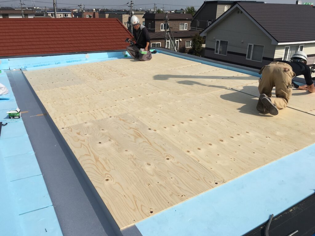 札幌市東区屋根リフォーム工事（完全防水工法）