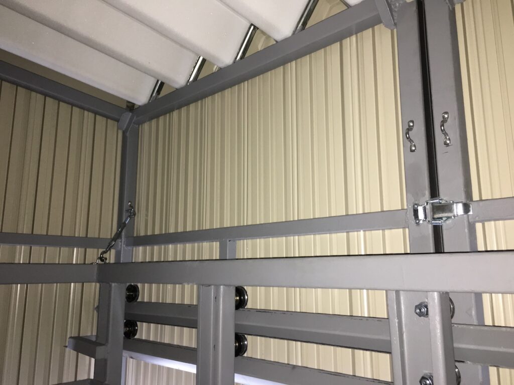 オリジナルスライディングルーフの内部の様子