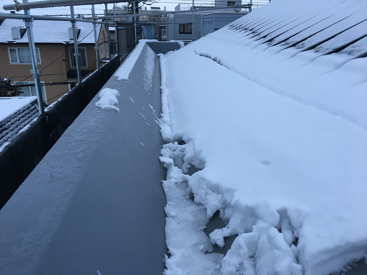 札幌市屋根からの落雪の問題を解決した事例